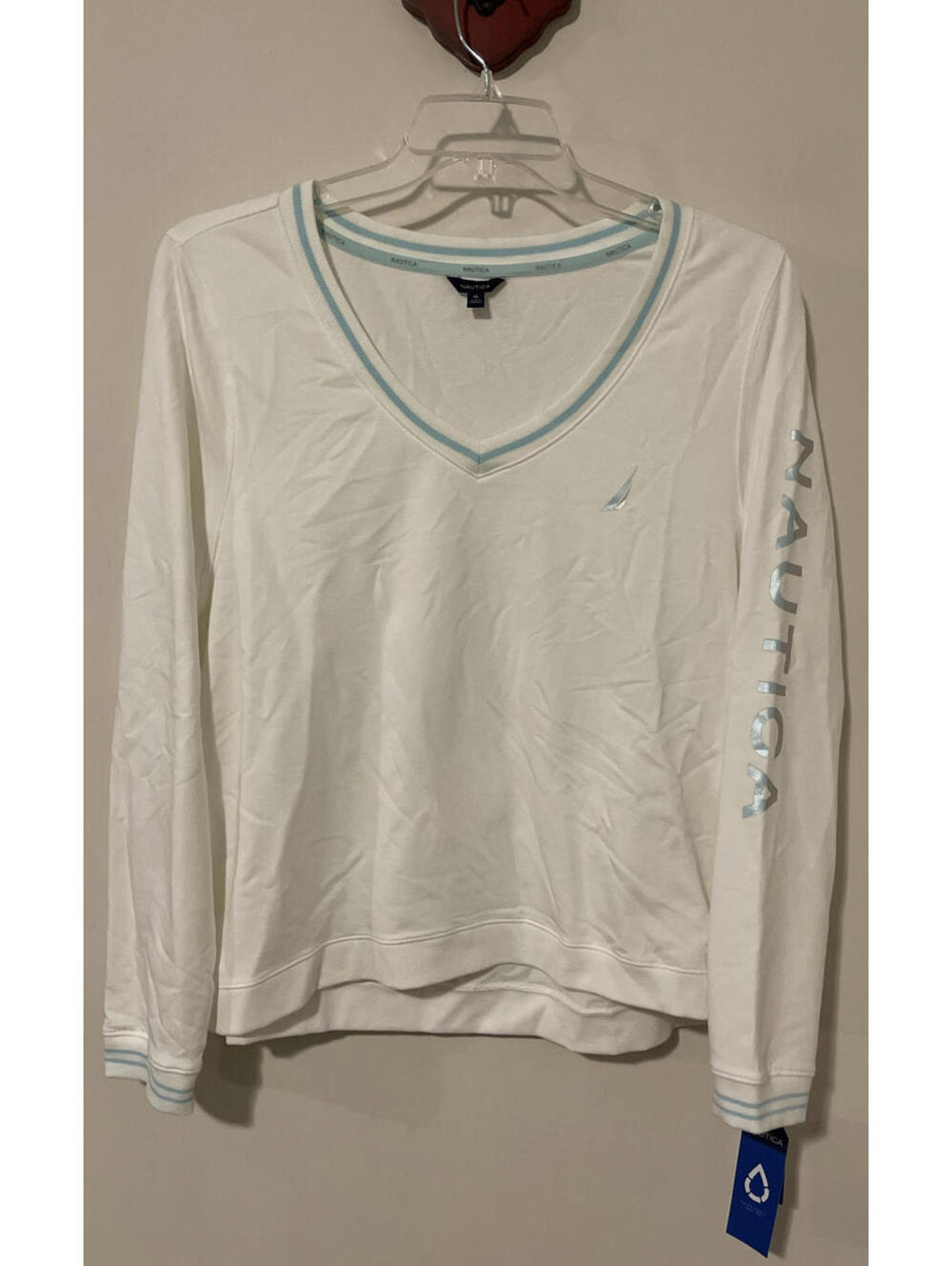 Nautica Womens XL White Vneck Pullover Holographic Logo Soft Sweater NWT! M1356